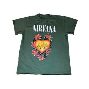 Nirvana Flower Heart Graphic T-shirt Women Medium Black Short Sleeve Music
